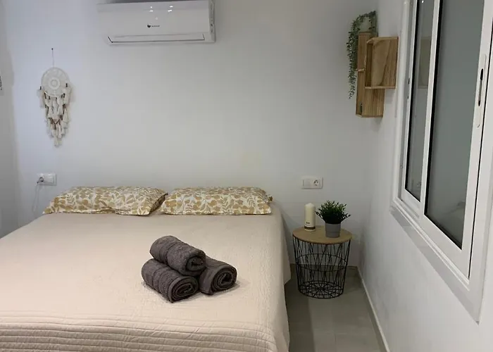 Rodhes Playa B-1 روساس